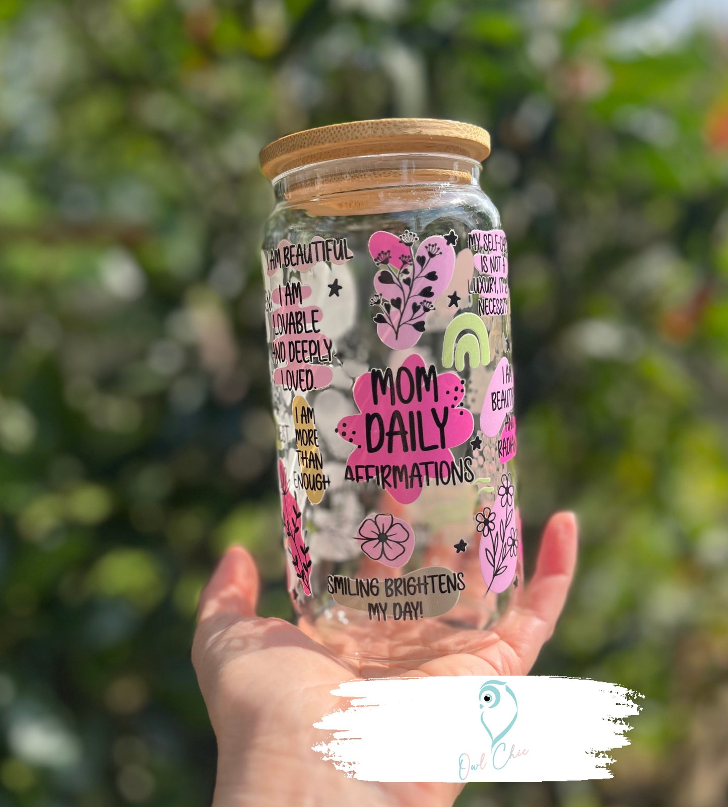 Mom Daily Affirmations Clear 16 oz. Glass Cup | Includes Bamboo Lid and Glass Straw