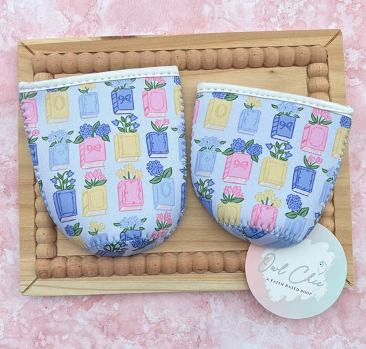 Spring Books and Flowers  Reusable Coffee Sleeve | Eco-Friendly Cup Cozy | Iced & Hot Drink Holder